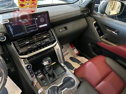 تۆیۆتا لاند کروزەر